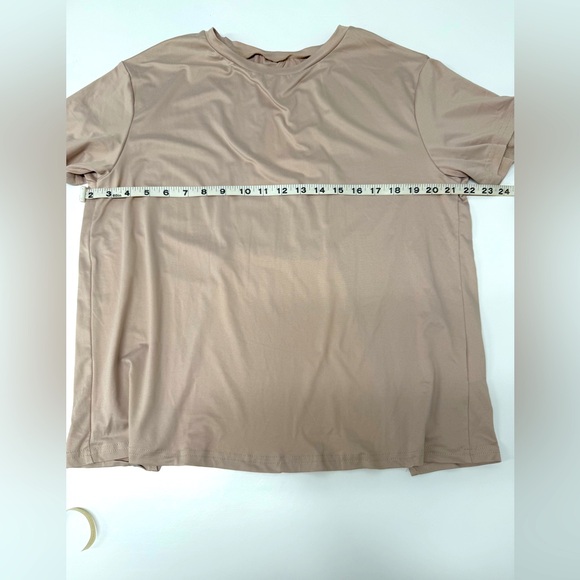 NWOT Open Back Twist T-Shirt – Light Pink/Cream – Size M - Picture 5 of 7